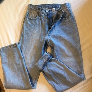 Brandy Melville Jane Light Wash jeans